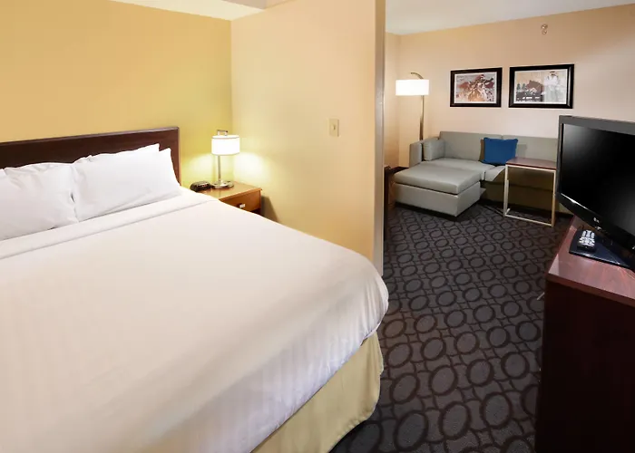 Springhill Worth Hotel 3*