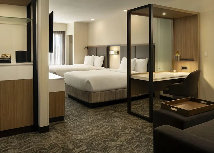 Springhill Worth Hotel