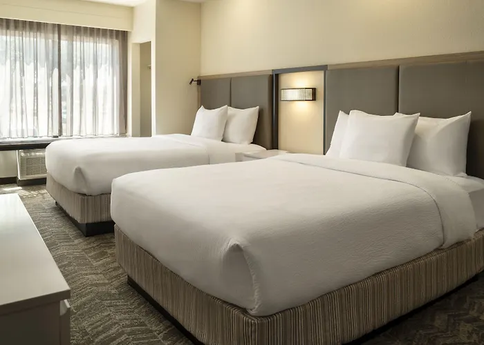 Hotel Springhill Worth 3*