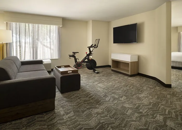 Springhill Worth Hotel 3*
